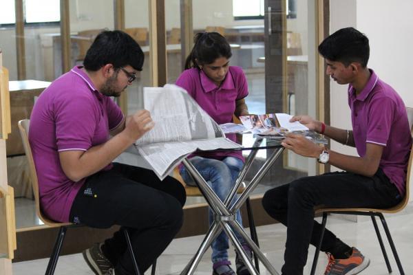 Gardi Vidyapith Rajkot Library photo 5